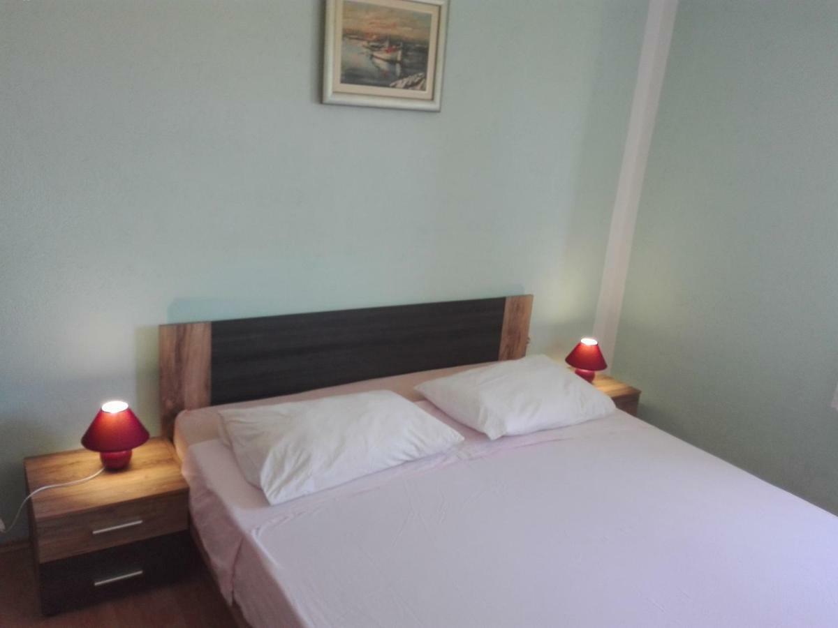Apartment Luka Trogir Eksteriør bilde