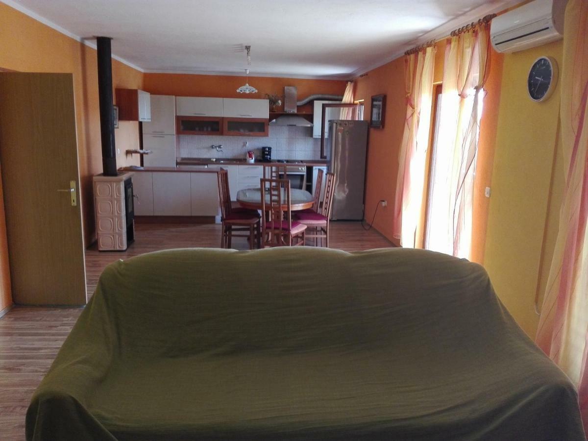 Apartment Luka Trogir Eksteriør bilde