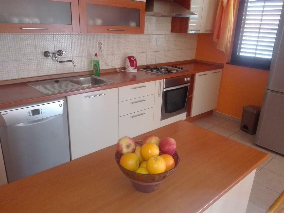 Apartment Luka Trogir Eksteriør bilde